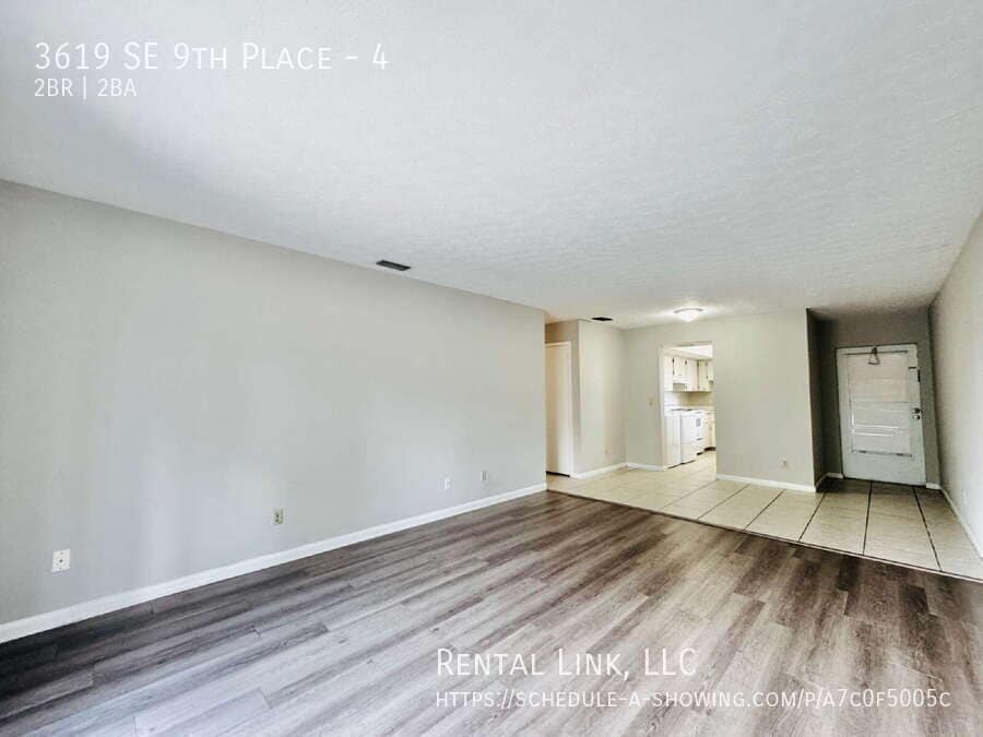 Building Photo - 3619 SE 9th Pl