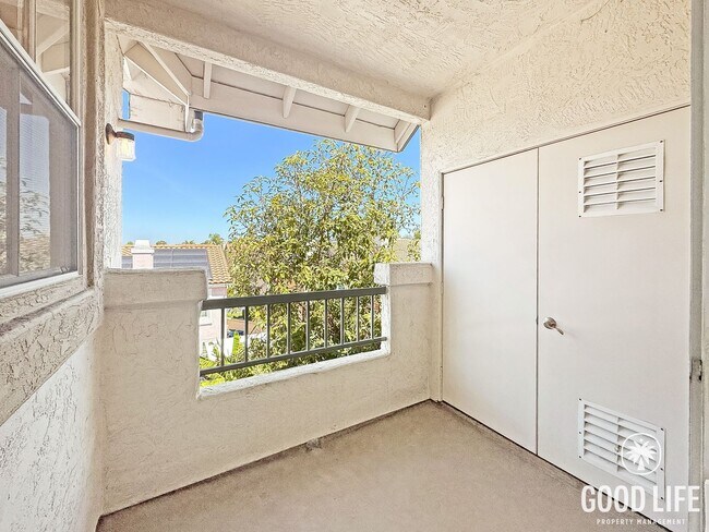 Building Photo - Great 1 BR/1 BA in the Mirabella community of Mira Mesa!