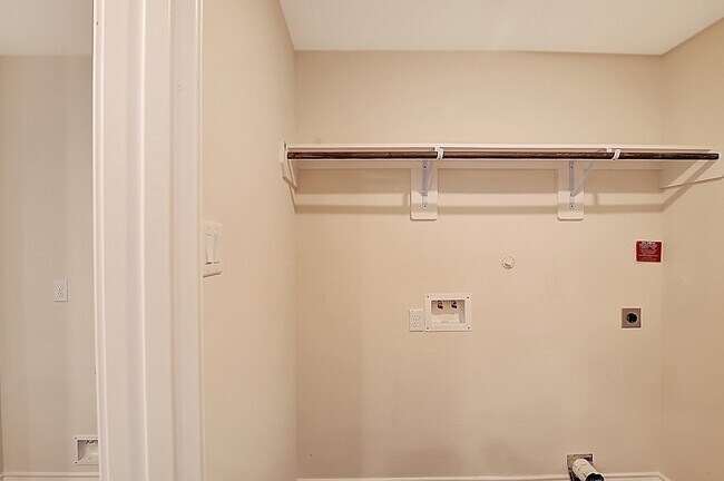 Building Photo - 14003 Grover Crk Dr