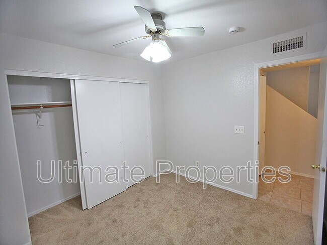 Building Photo - 12107 N 79th Dr