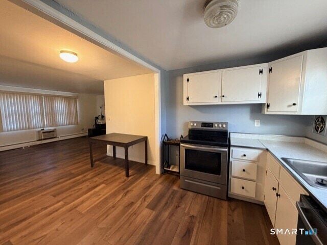 Building Photo - 5 Grandview Dr