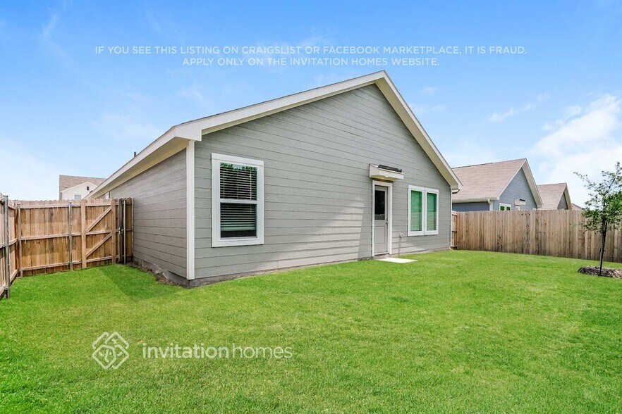 Building Photo - 7069 Meandering Creek Ln