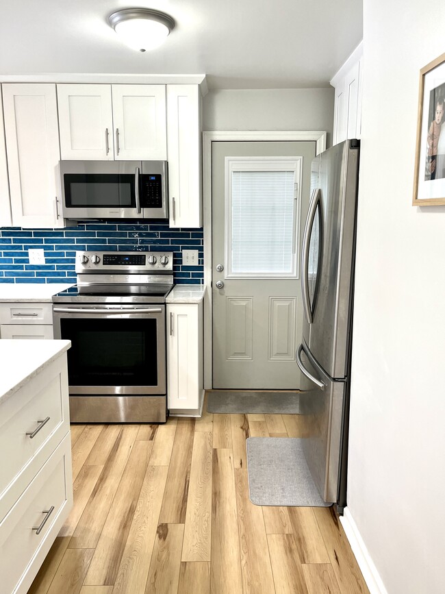 Newly remodeled kitchen - 2148 Aurelius Road