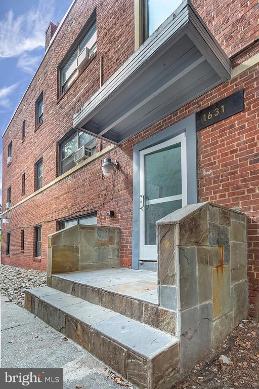 Building Photo - 1631 6th St NW