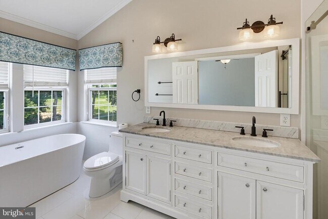 Building Photo - 6505 Autumn Wind Cir