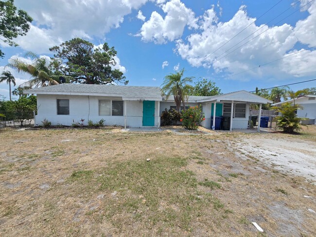 Primary Photo - 6328 Brentwood Ave