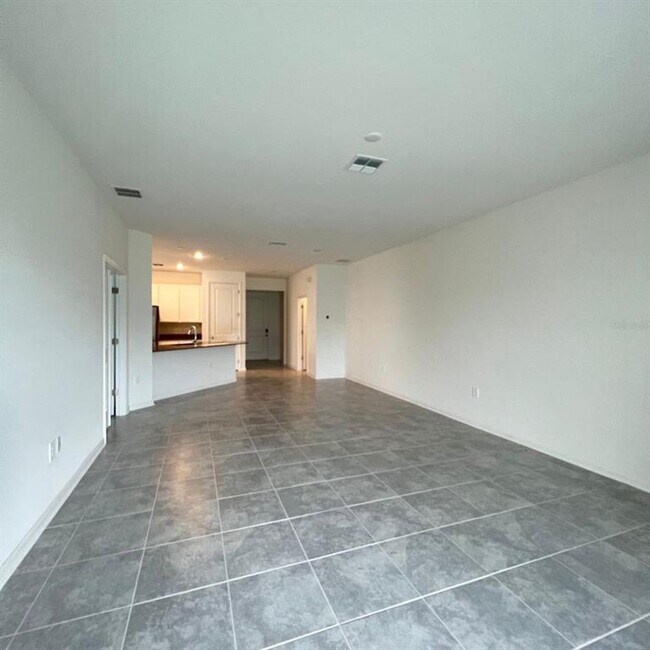 Building Photo - 836 Daring Dr