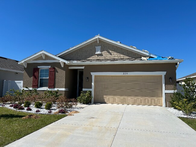 Building Photo - 228 Hillcrest Dr