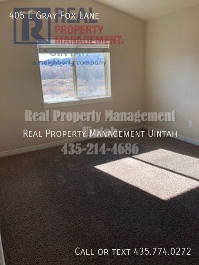Building Photo - 405 E Gray Fox Dr