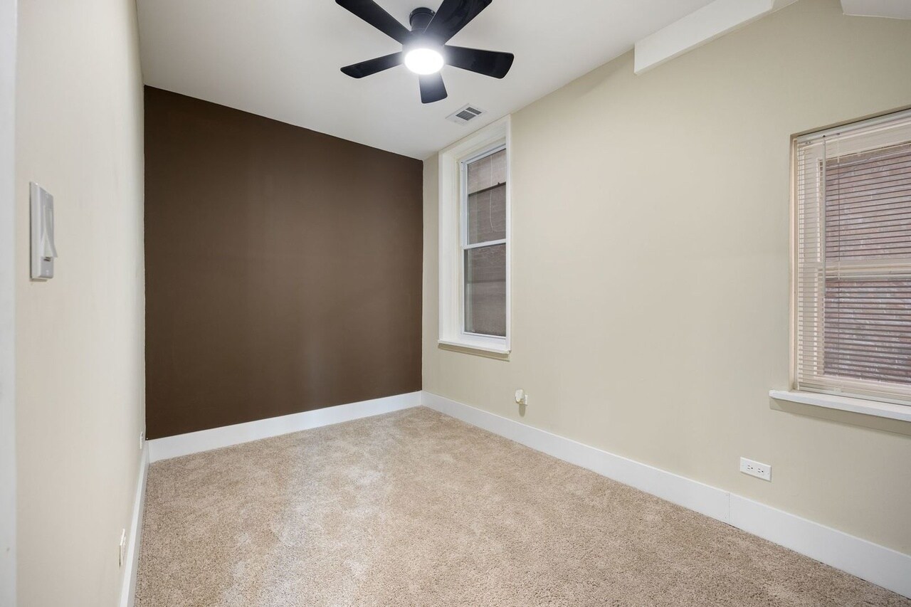 BR1 - 2924 W 38th Pl