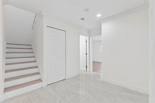 Building Photo - 4741 Holly Lake Dr