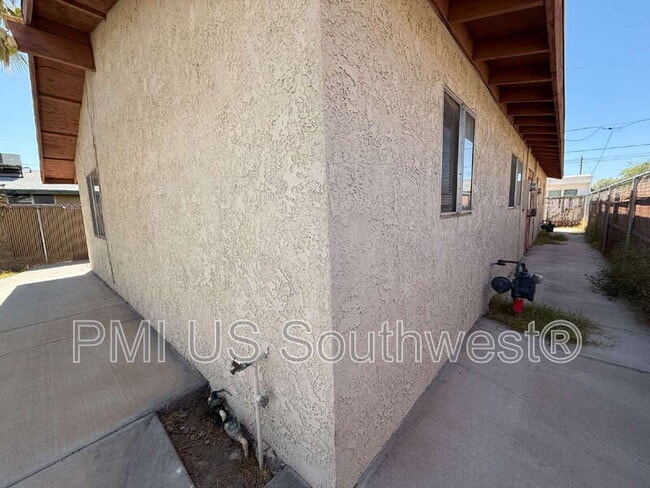 Building Photo - 364 Rio Grande Ct