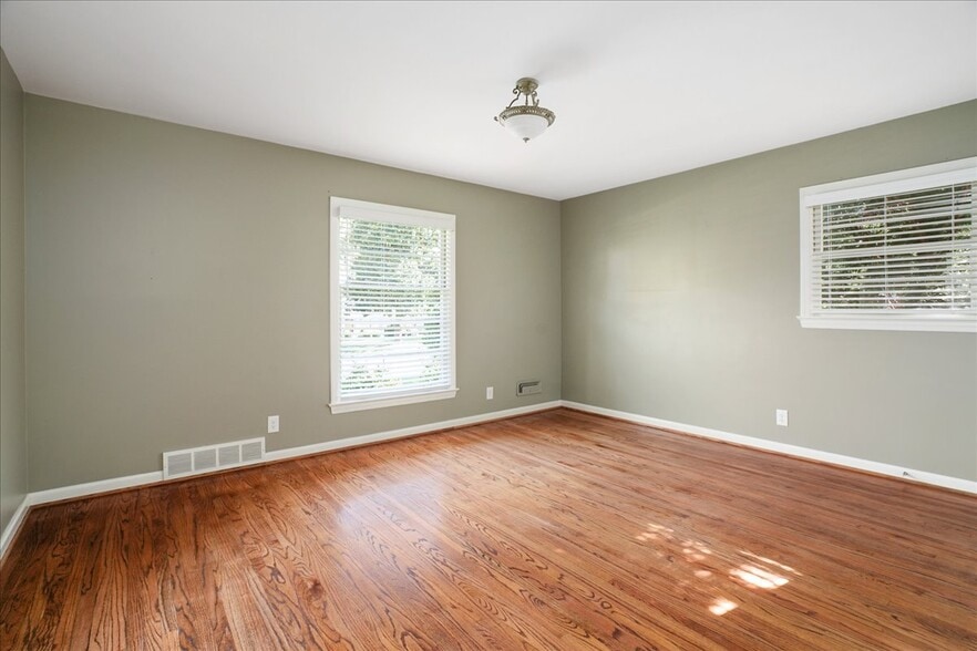 Building Photo - 6309 Regal Rd