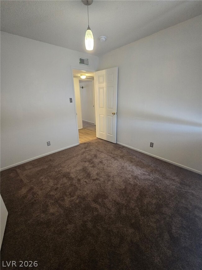 Building Photo - 6108 Fawn Cir