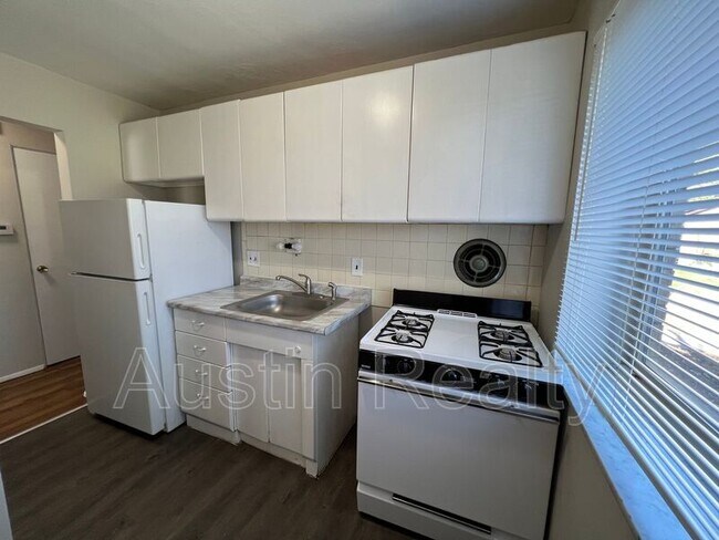 Building Photo - 9111 Olive Blvd