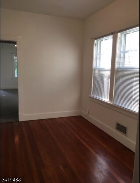 Building Photo - 20 Seneca Trl