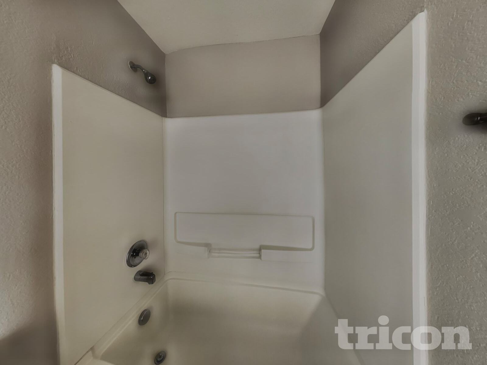 Building Photo - 2310 Cats Paw View