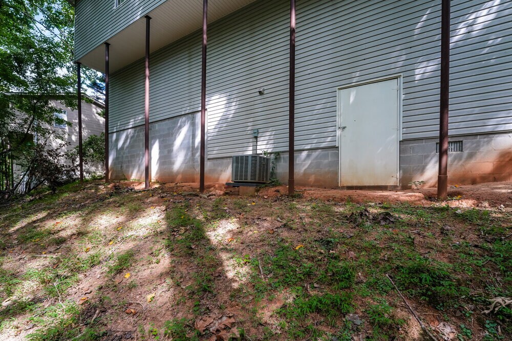 Building Photo - 3123 Chapperal Dr