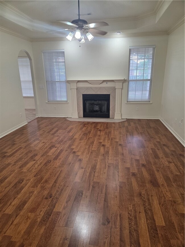 Building Photo - 3219 W Thornebrook St