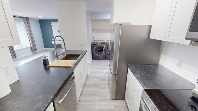 Building Photo - No Deposit w/RHINO! Water, Sewer Garbage I...