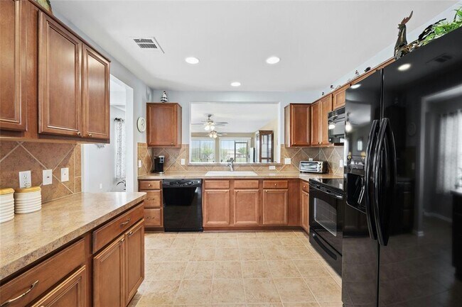 Building Photo - 104 Monument Hill Trail