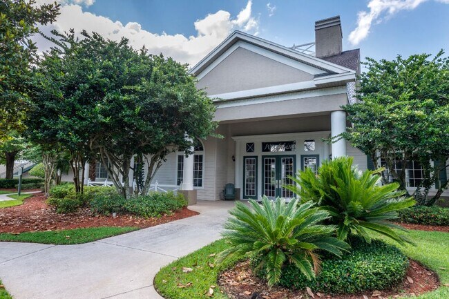 Building Photo - Windchase Apartments