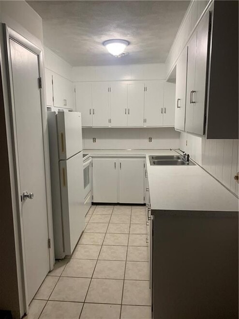 Building Photo - 4 Peeptoad Rd