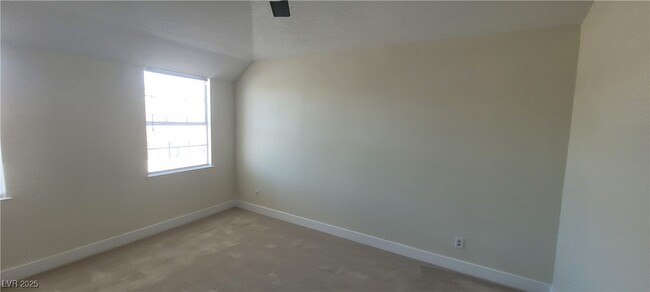 Building Photo - 7237 Chesterton Dr