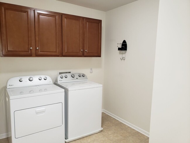 Building Photo - Beautiful home in Ballantyne