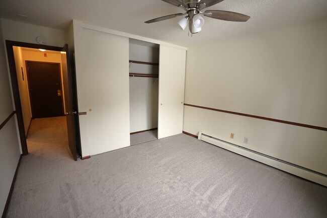 Bedroom - Chalet Apartments