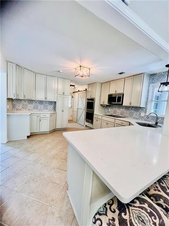 Building Photo - 205 Kinderhill Ct