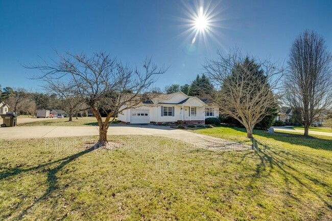Building Photo - 1111 Quail Haven Dr