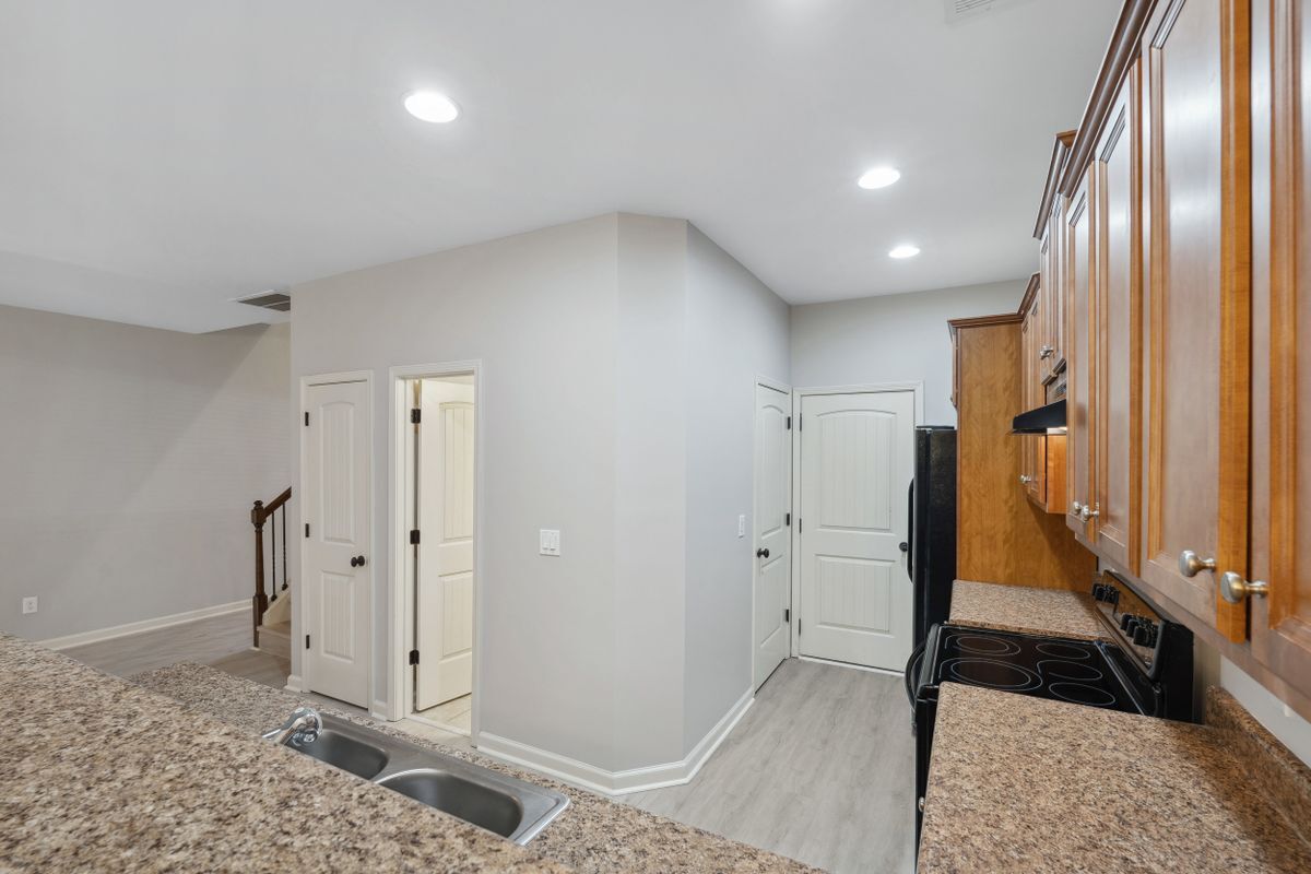 Building Photo - 149 Sunset Ln