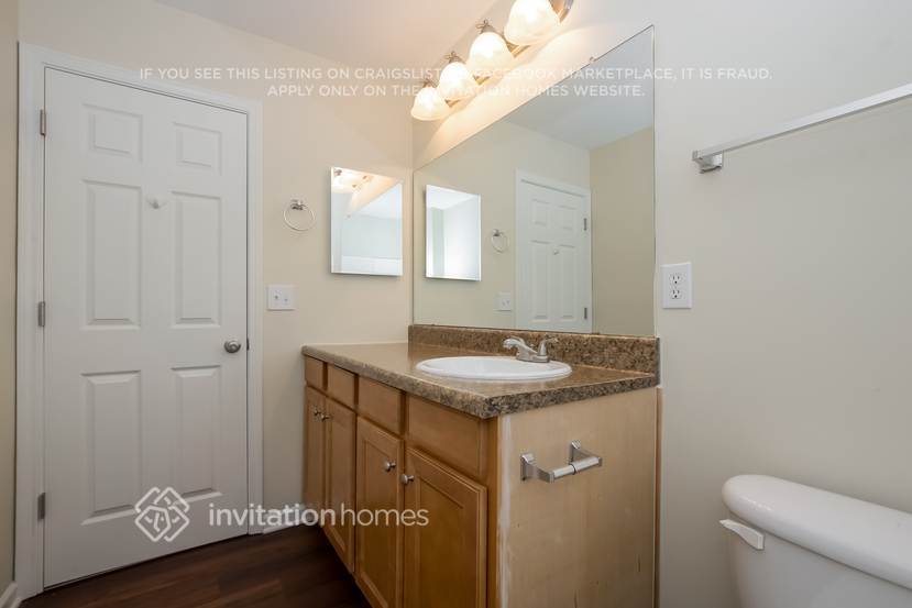 Building Photo - 1030 Whippoorwill Ln