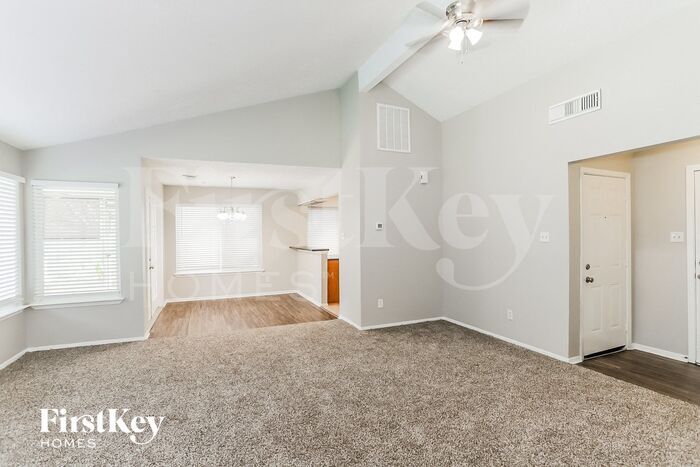 Building Photo - 3007 Becket St