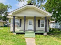 Building Photo - 211 N Johnson St
