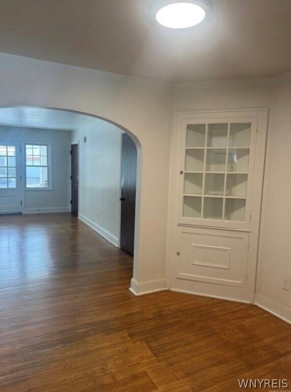 Building Photo - 153 Park Dr