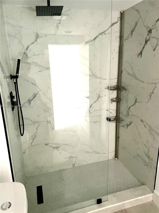 Building Photo - 1547 NW 2nd St