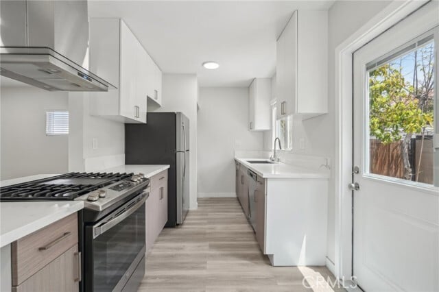 Building Photo - 12111 Washington Pl