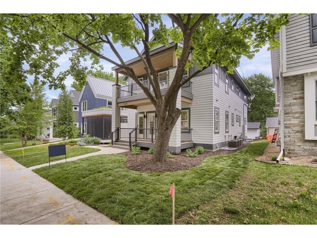 Building Photo - 5337 Drew Ave S