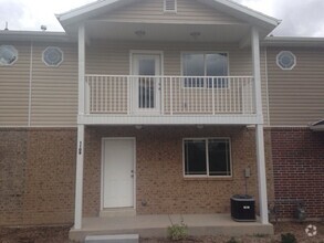 Building Photo - Great 4 Bedroom Ogden Townhouse for Rent