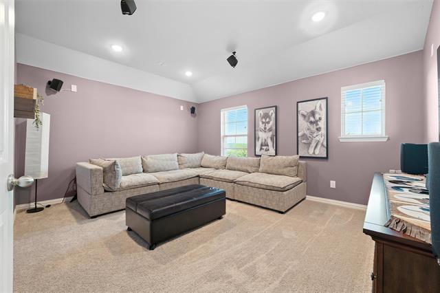 Building Photo - 2141 Olivereta Dr