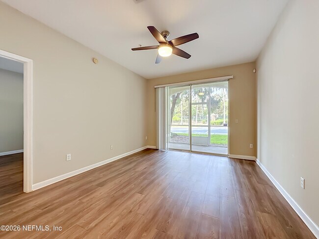 Building Photo - 7801 Point Meadows Dr