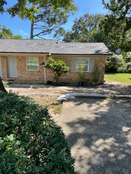 Building Photo - 4812 Tradewinds Dr