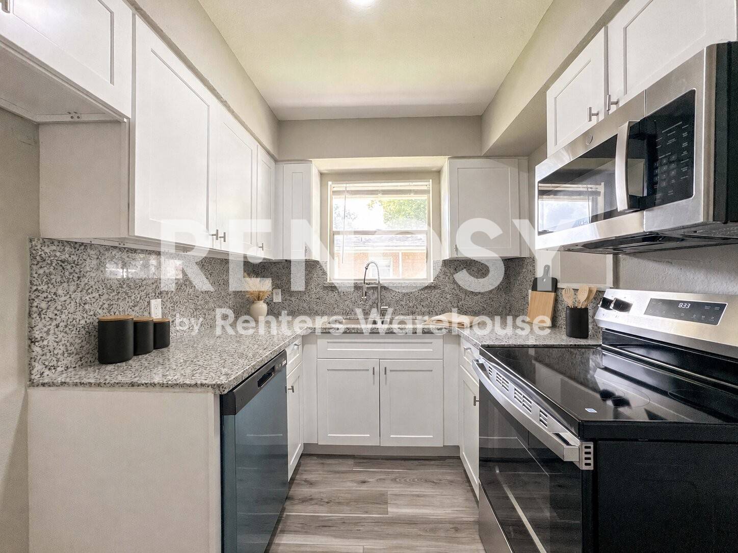 Building Photo - 4537 Dakota St