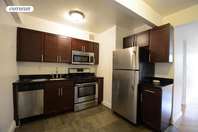 Building Photo - 99 Lafayette Ave