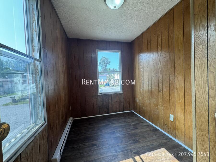 Building Photo - 8 Goodwin Lp