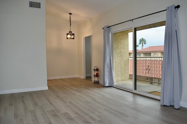 Building Photo - 81840 Ave Del Mar