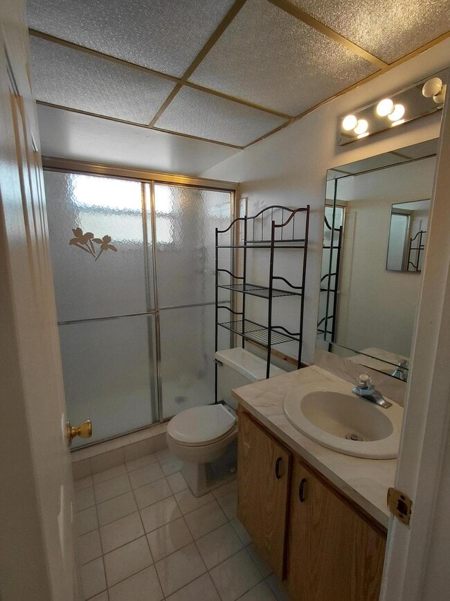 Building Photo - 6850 Royal Palm Blvd