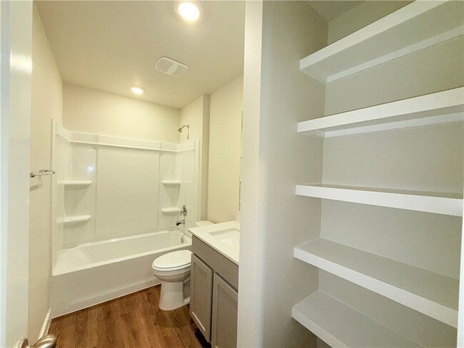 Building Photo - 1116 Zeus Dr
